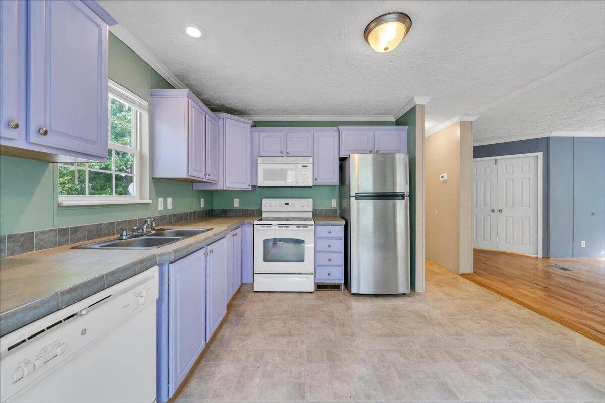 223 Taylor Tyree RD - Photo 11
