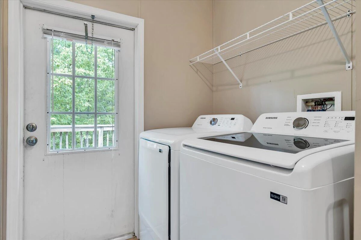 223 Taylor Tyree RD - Photo 15