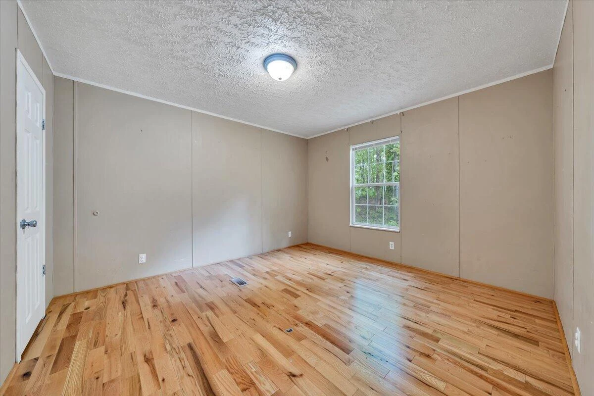 223 Taylor Tyree RD - Photo 23