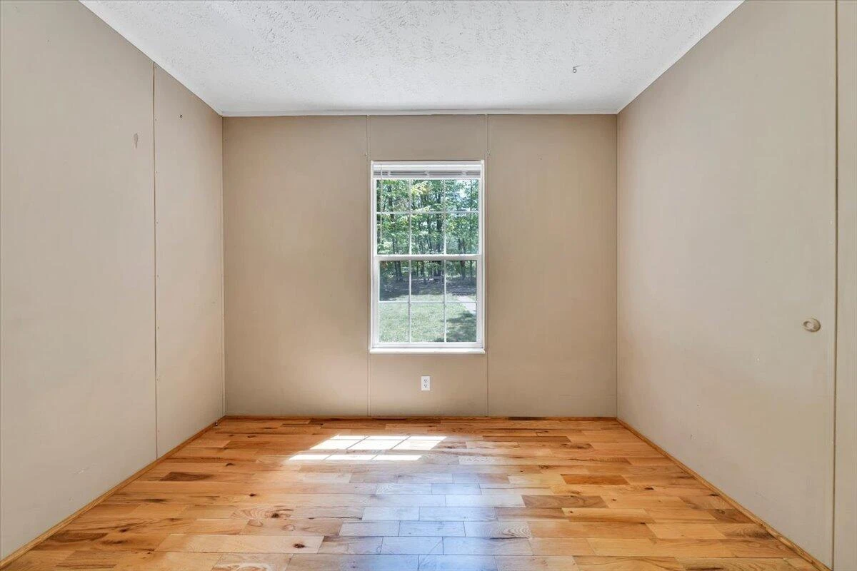 223 Taylor Tyree RD - Photo 26