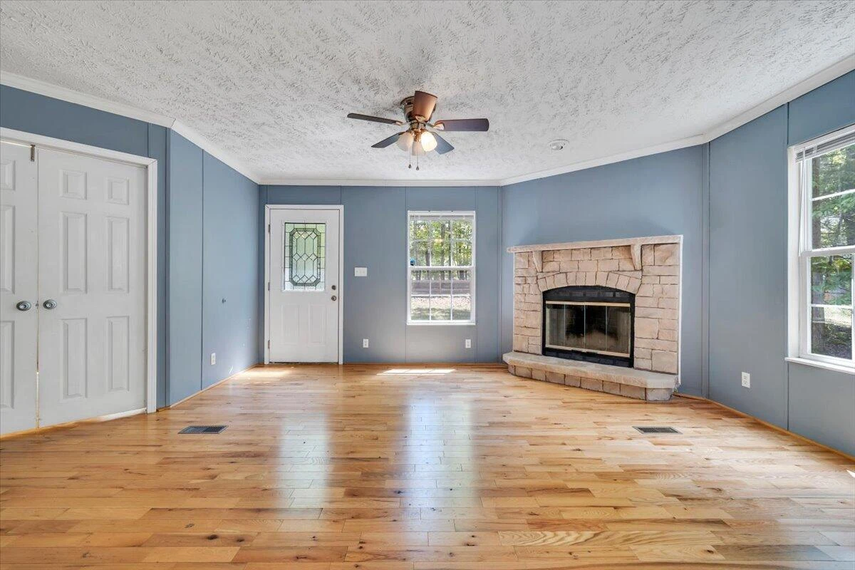 223 Taylor Tyree RD - Photo 6