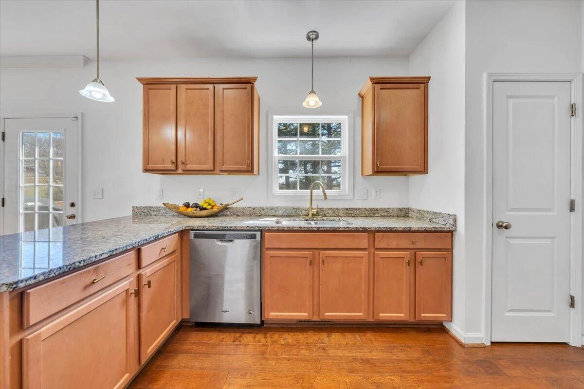 3230 Clearview DR - Photo 18