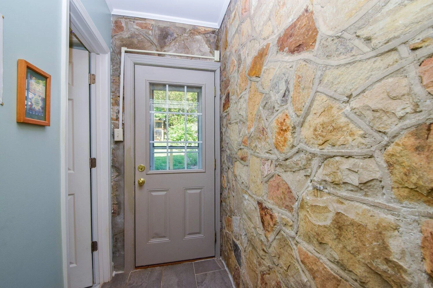 3017 Woodlawn AVE SW - Photo 12