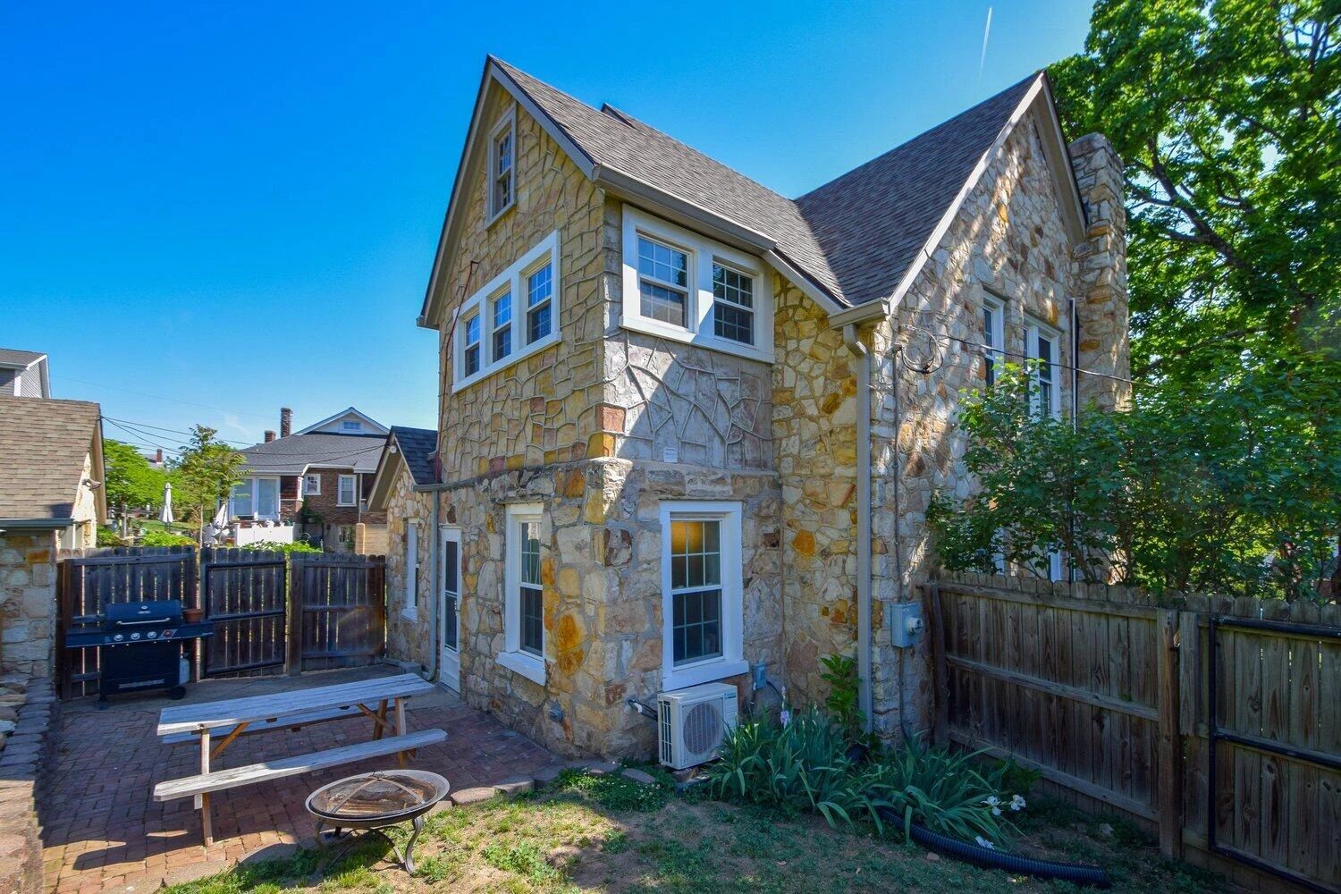 3017 Woodlawn AVE SW - Photo 27