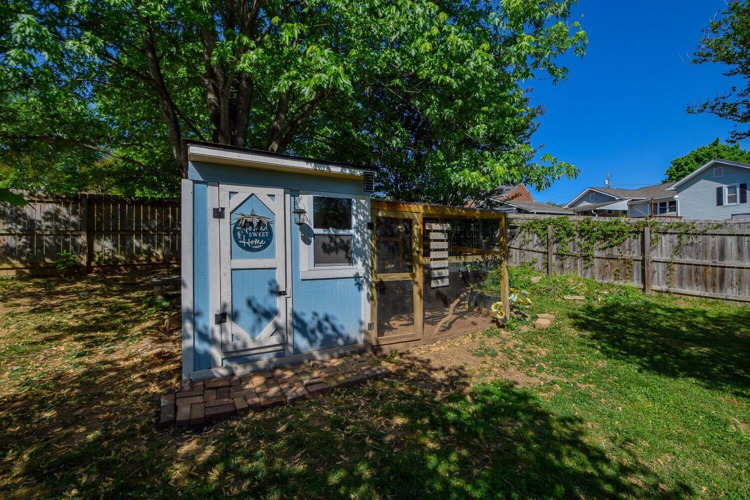3017 Woodlawn AVE SW - Photo 32