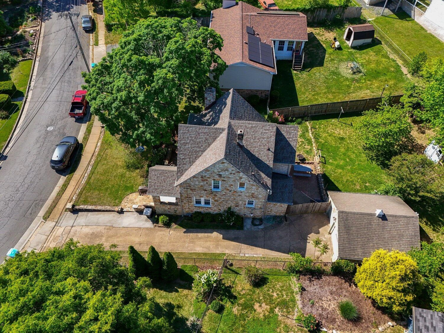 3017 Woodlawn AVE SW - Photo 35