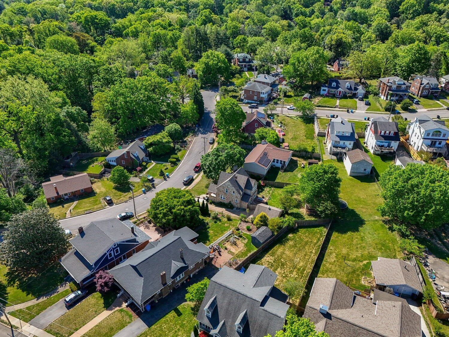 3017 Woodlawn AVE SW - Photo 42