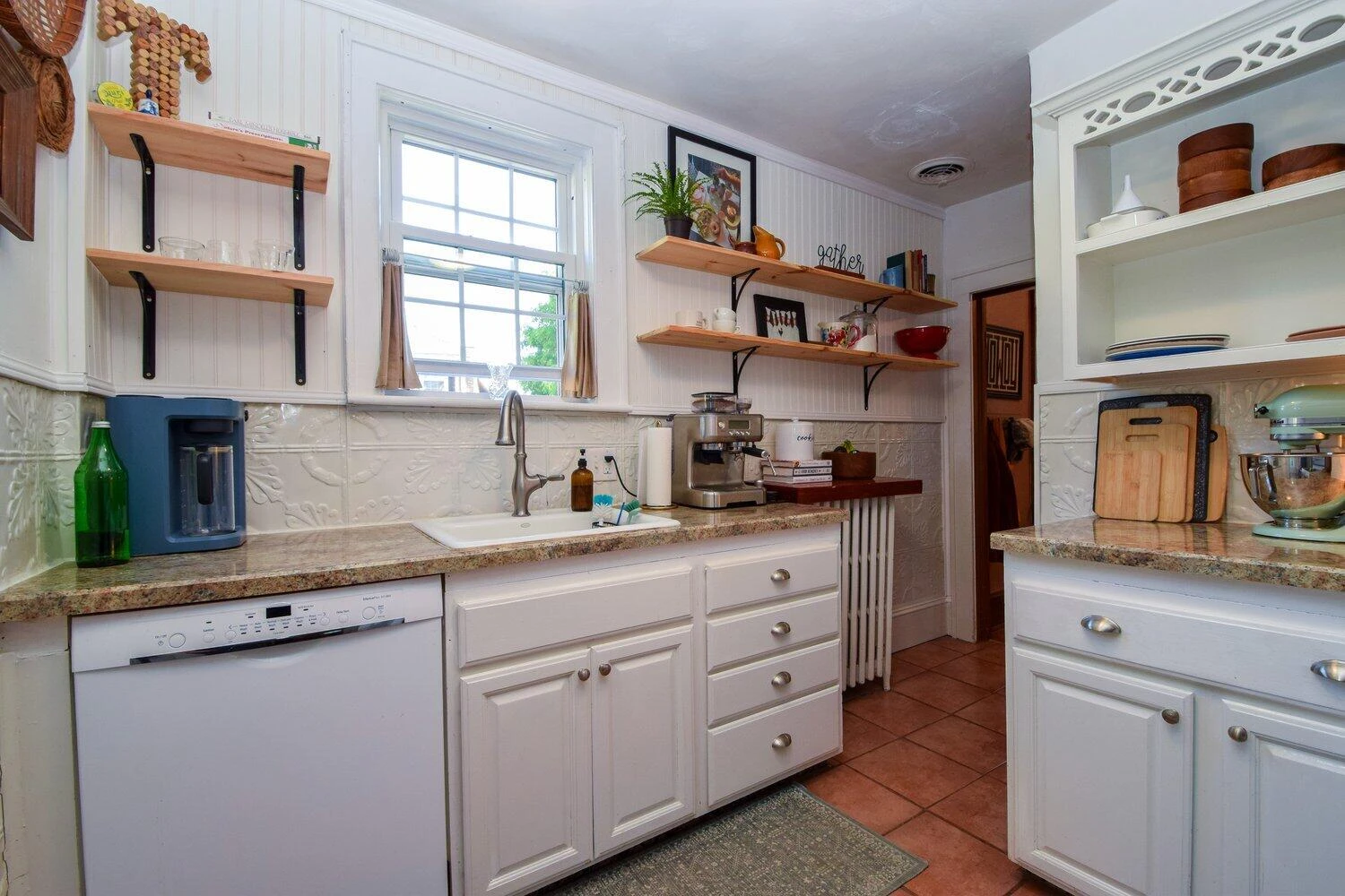 3017 Woodlawn AVE SW - Photo 9