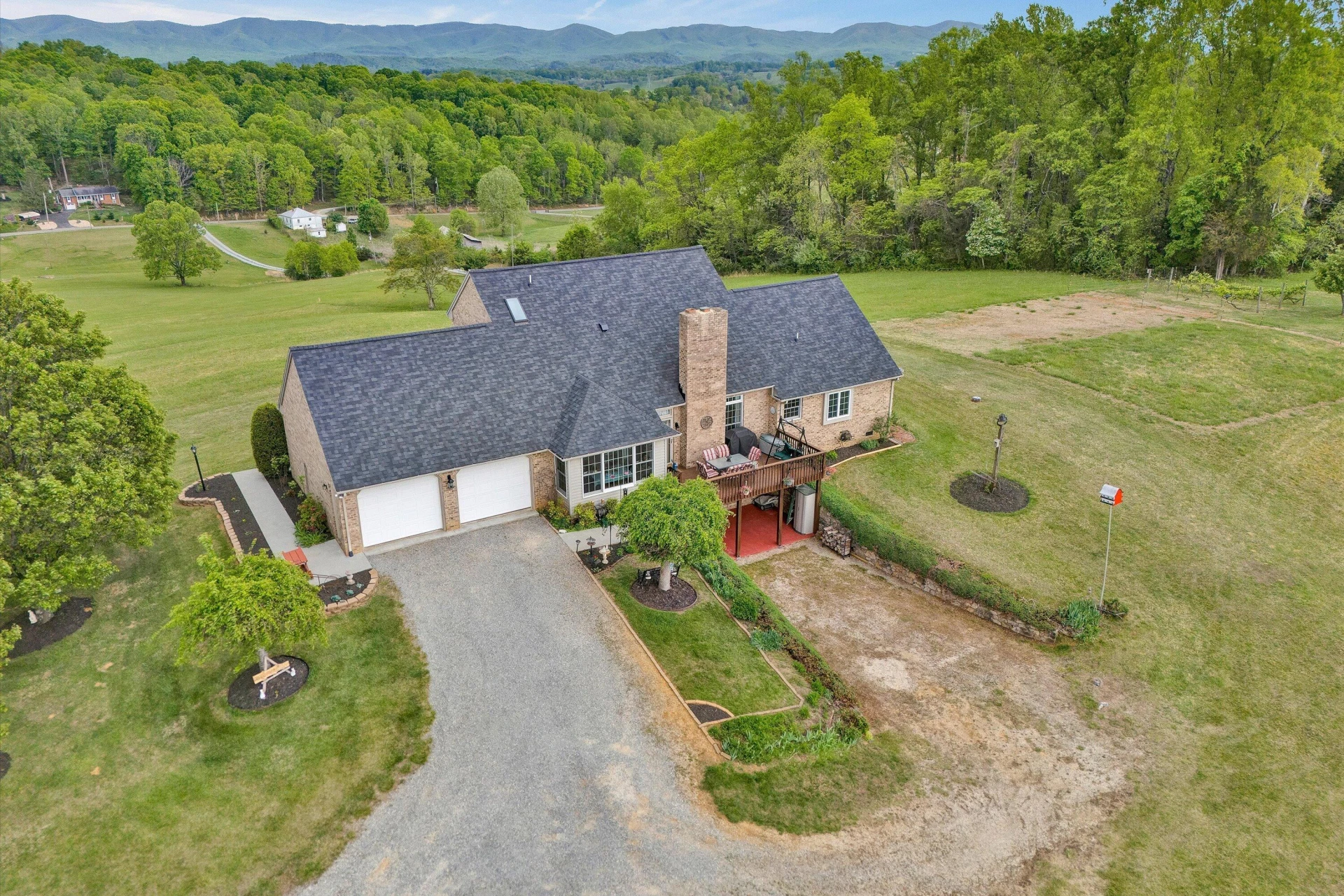 3281 Springwood RD - Photo 5