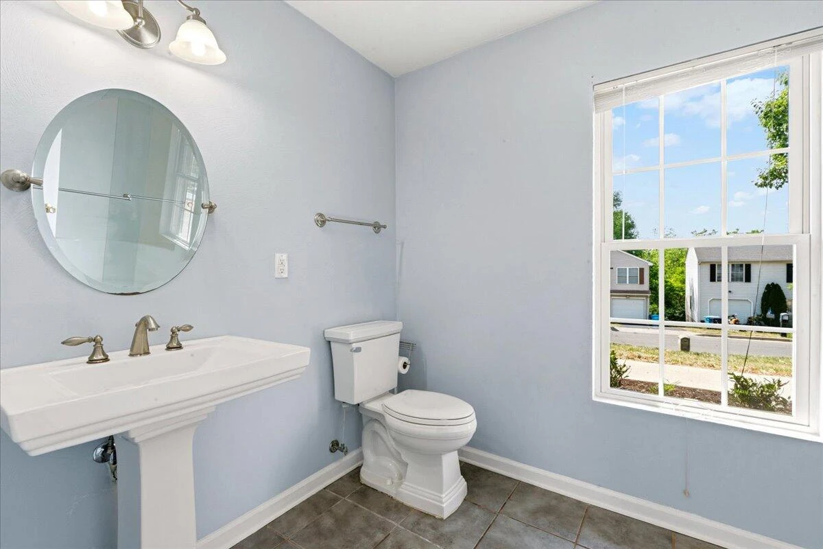 4837 Nelms LN NE - Photo 30
