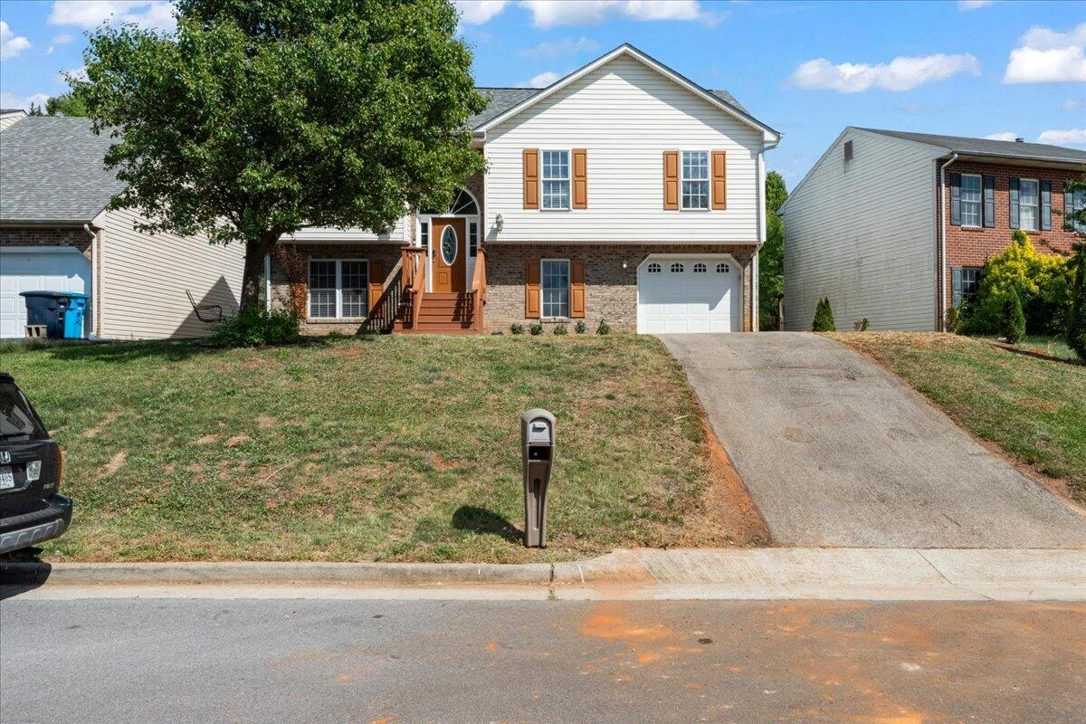 4837 Nelms LN NE - Photo 38