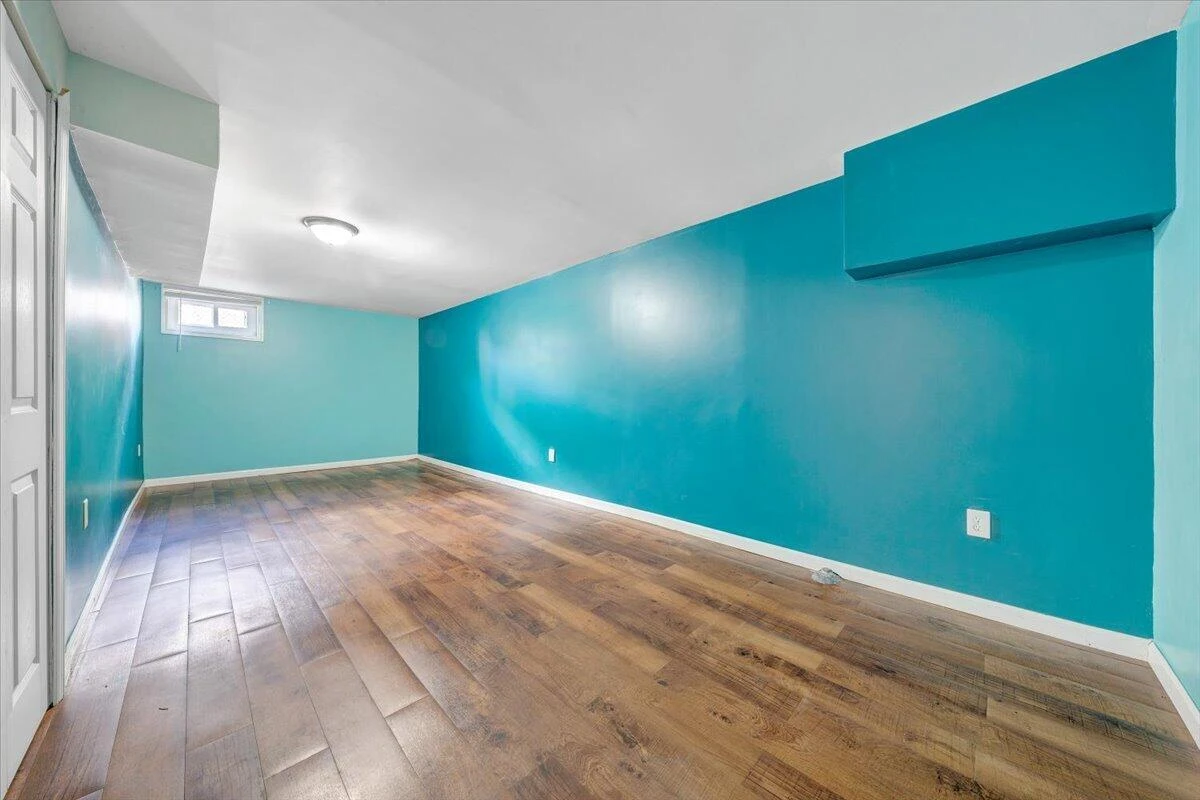 2819 Embassy DR - Photo 32