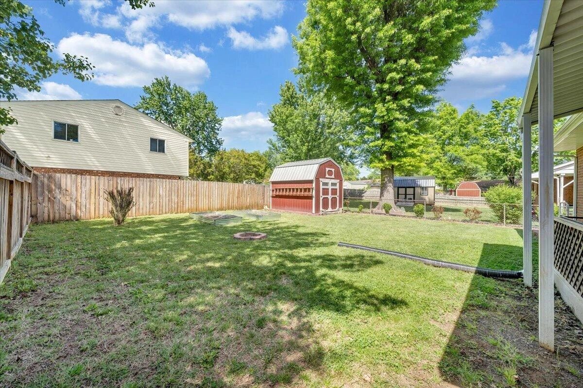 2819 Embassy DR - Photo 40