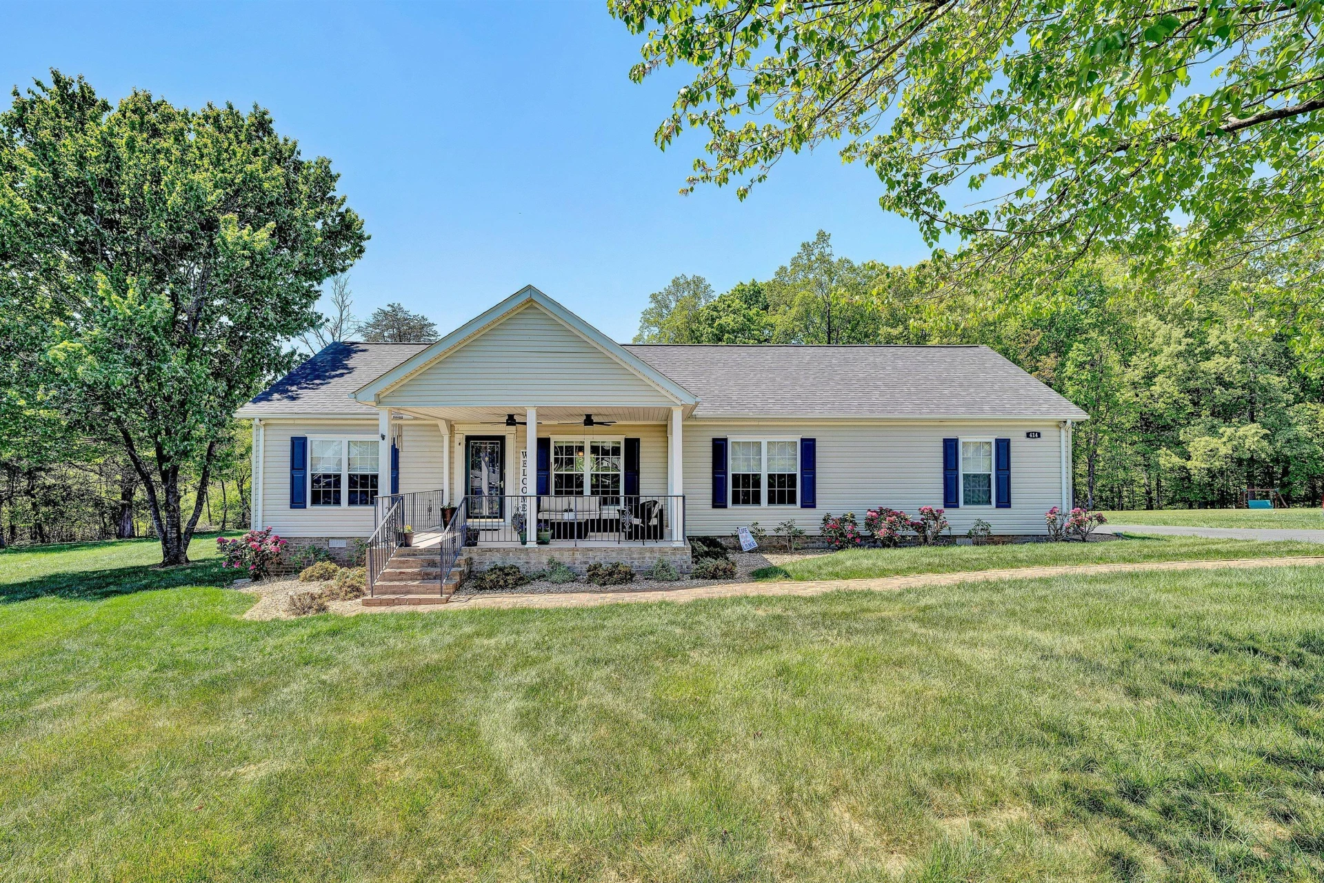 414 Mallard Cove RD