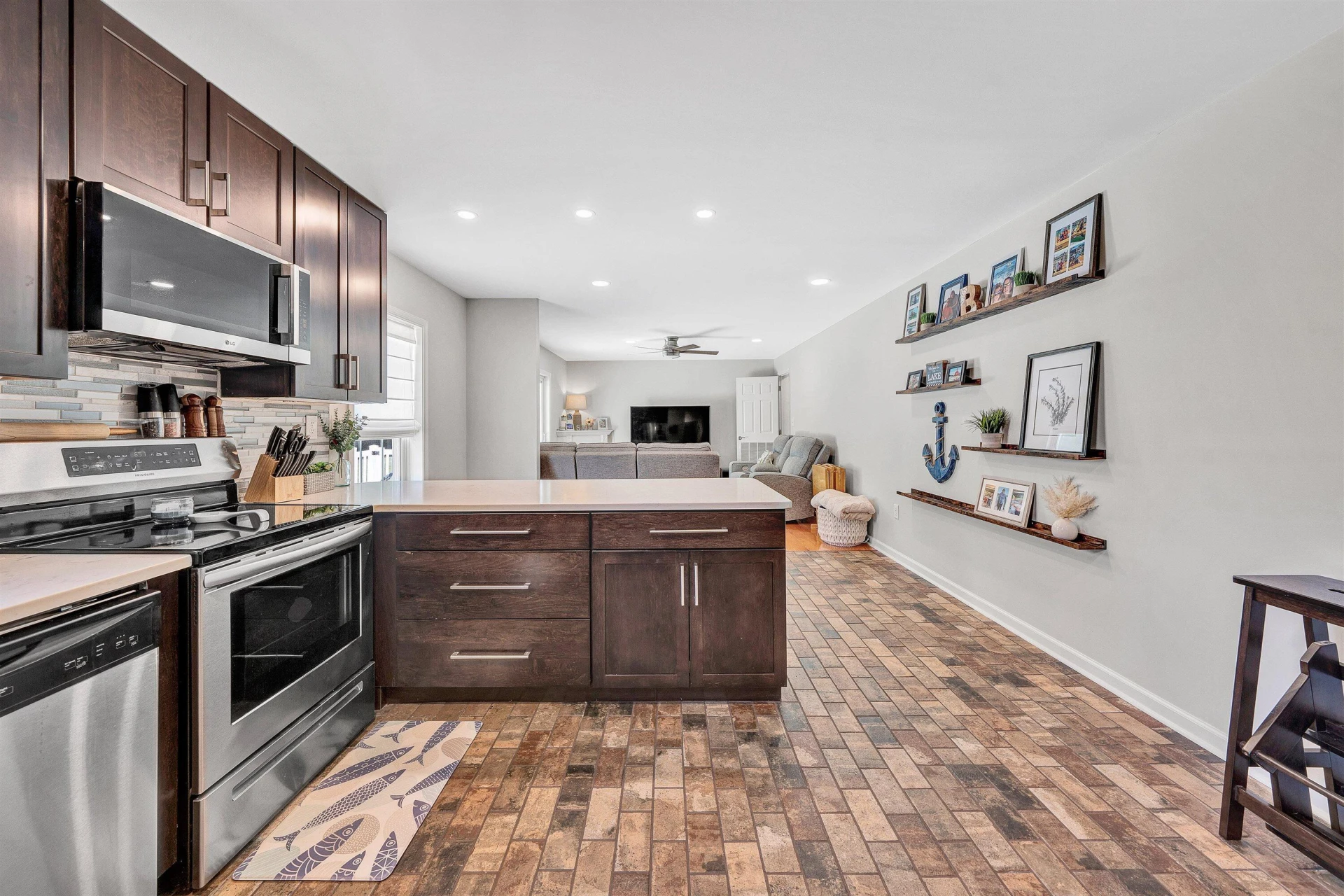 414 Mallard Cove RD - Photo 11