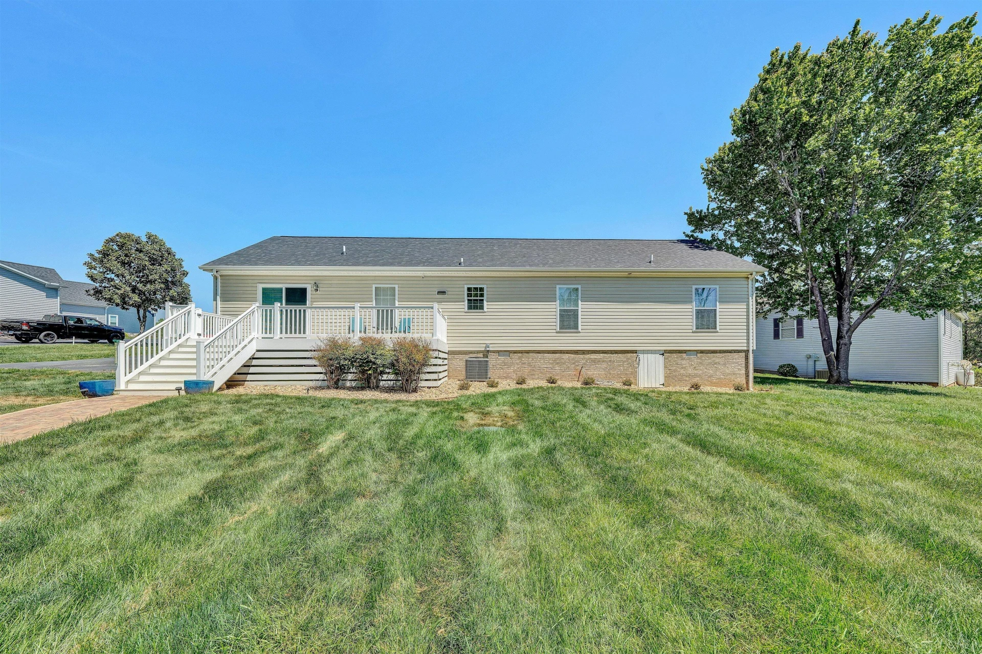 414 Mallard Cove RD - Photo 33