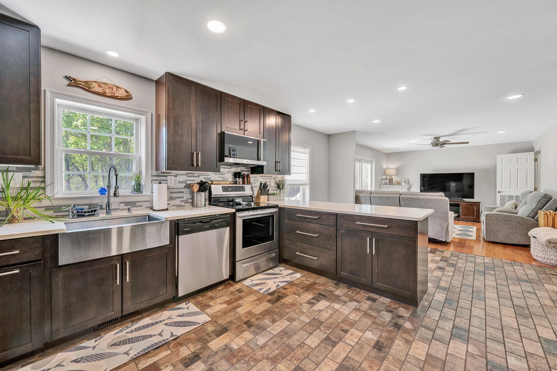 414 Mallard Cove RD - Photo 9