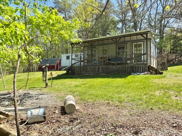 1142 Davis LN - Photo 2