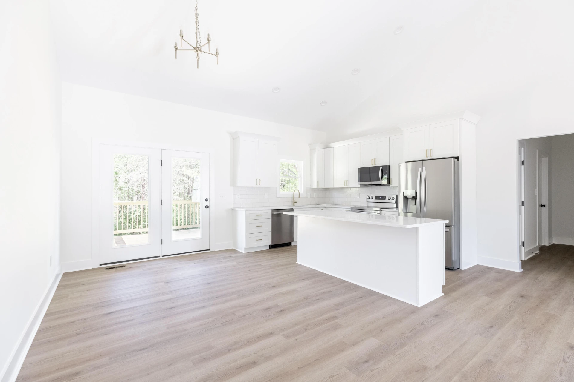 2404 Twin Lake DR - Photo 10