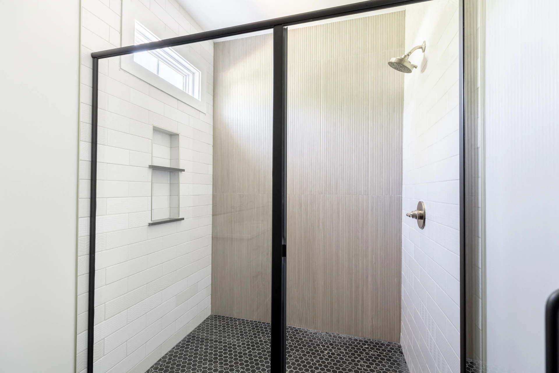 2404 Twin Lake DR - Photo 29