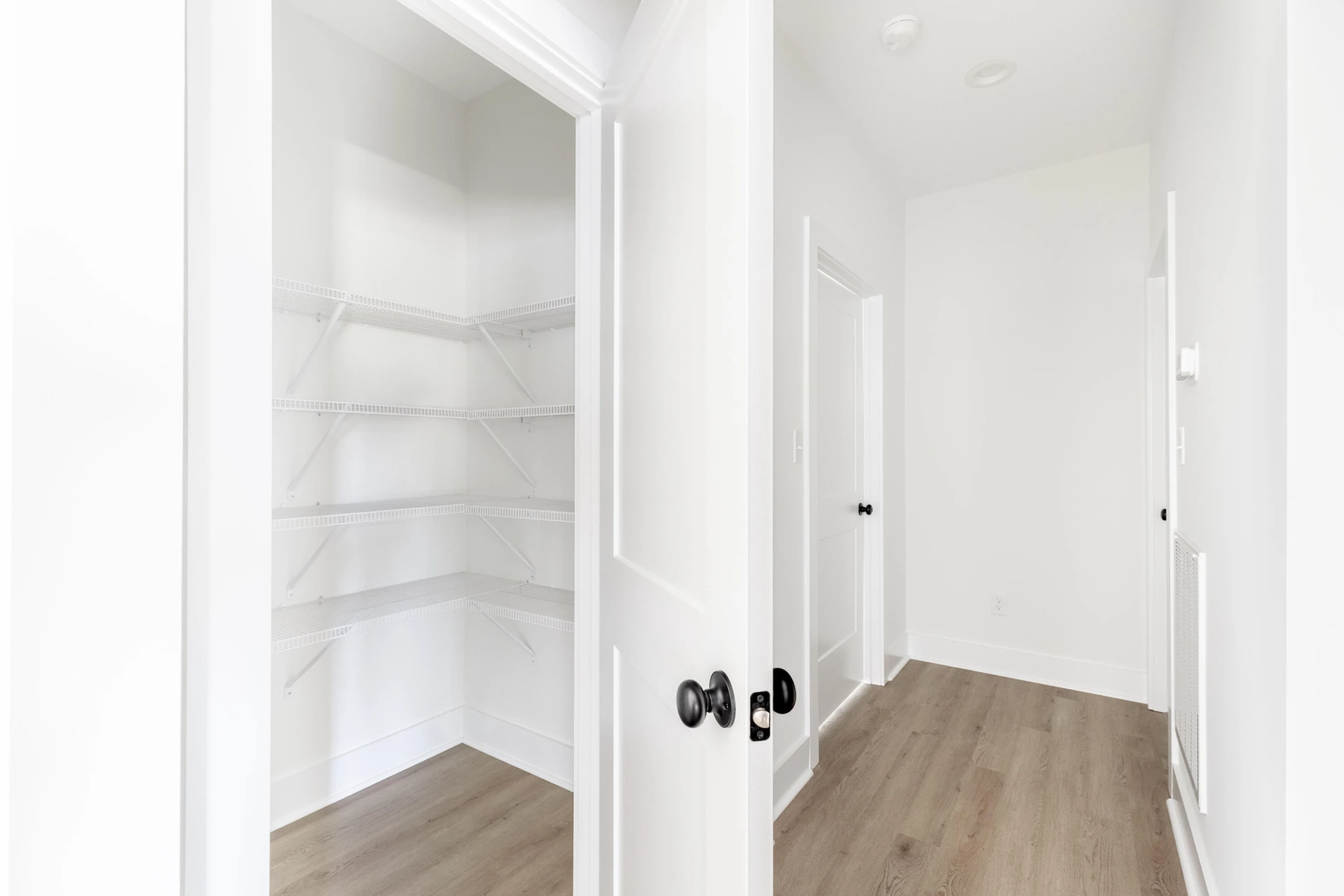 2404 Twin Lake DR - Photo 45