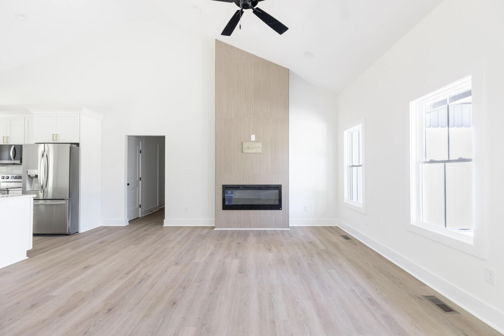 2404 Twin Lake DR - Photo 5