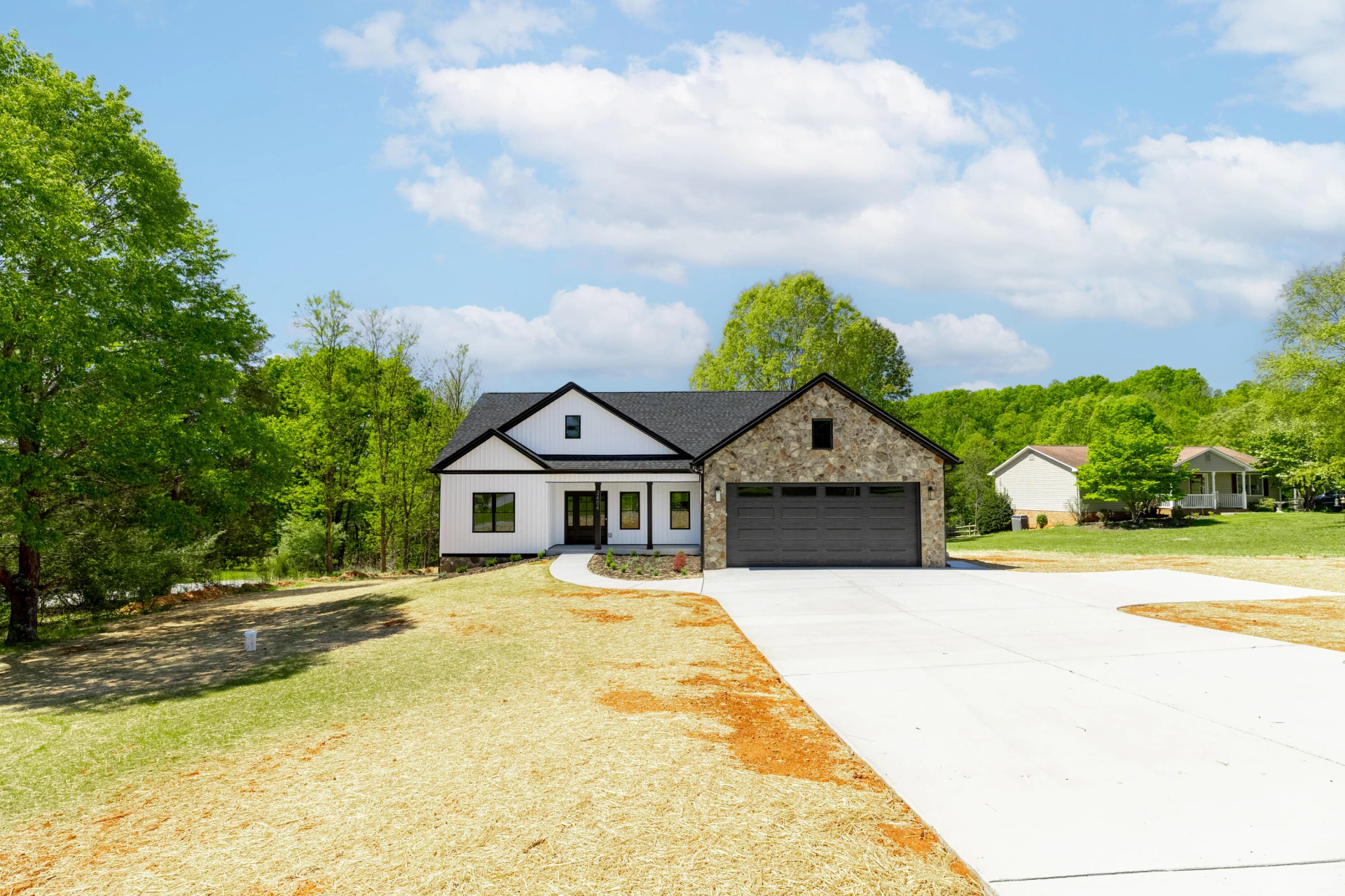 2404 Twin Lake DR - Photo 55