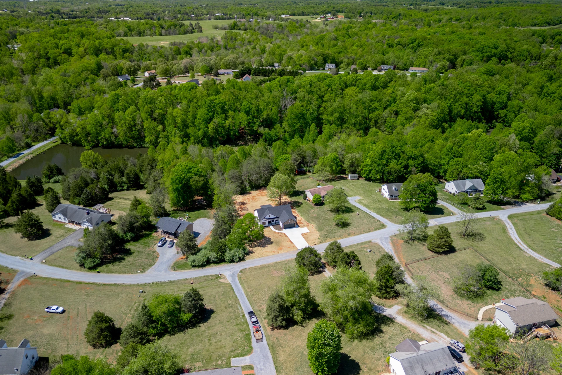 2404 Twin Lake DR - Photo 71