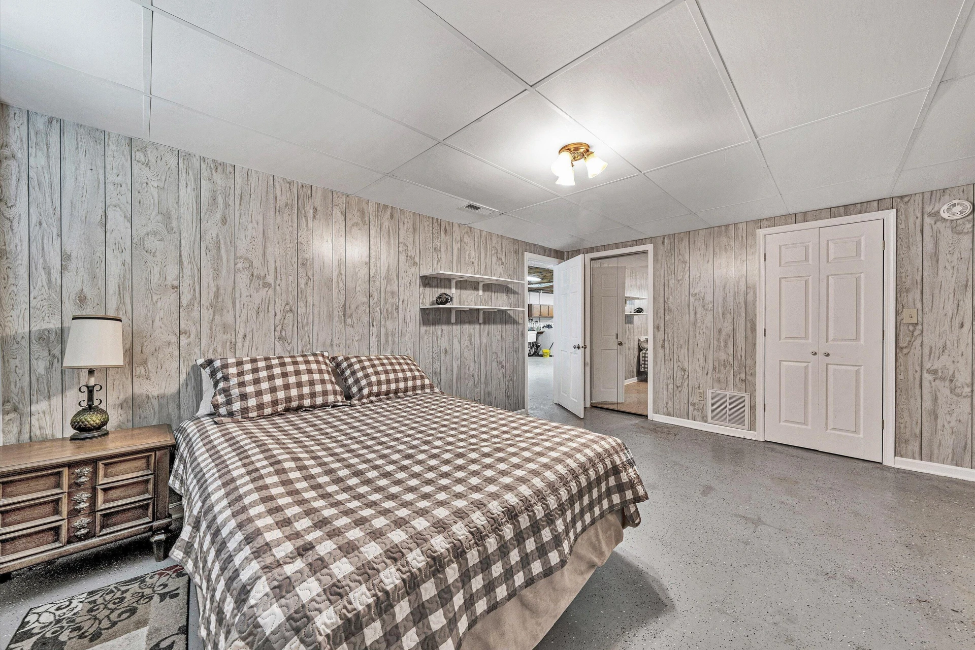 4940 North Lake DR - Photo 32