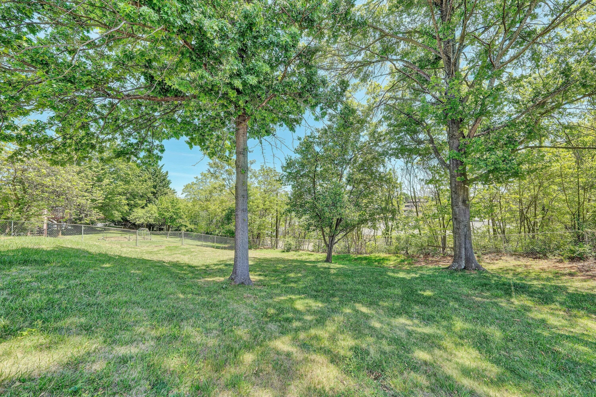 4940 North Lake DR - Photo 35