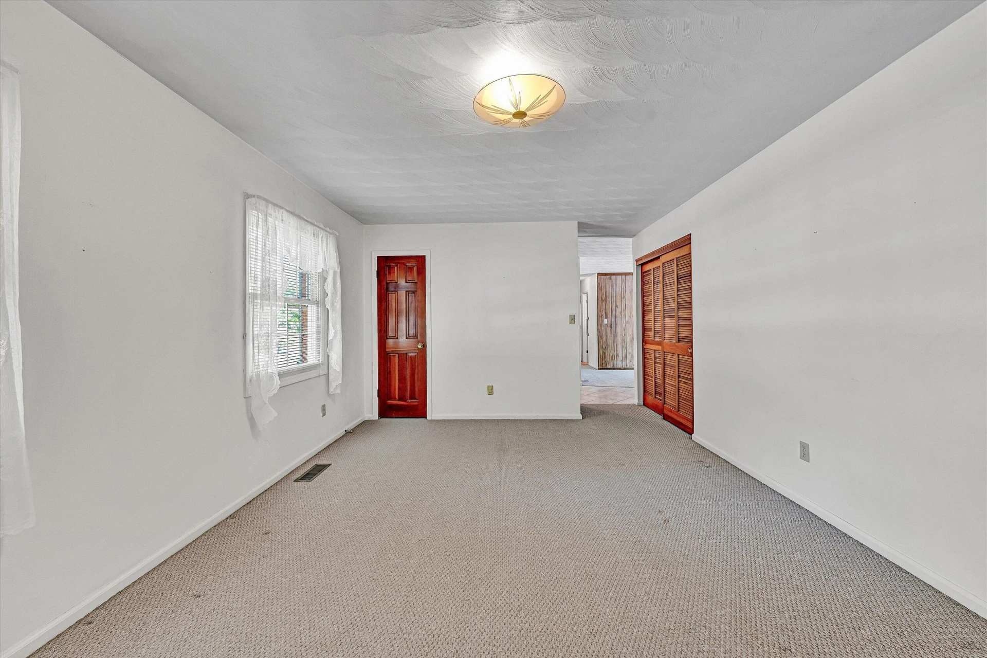 4940 North Lake DR - Photo 7