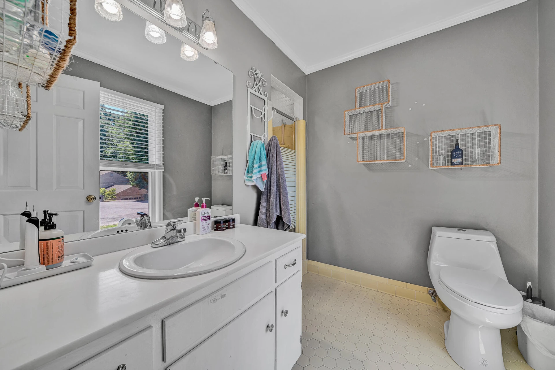 3368 Dawn CIR - Photo 14