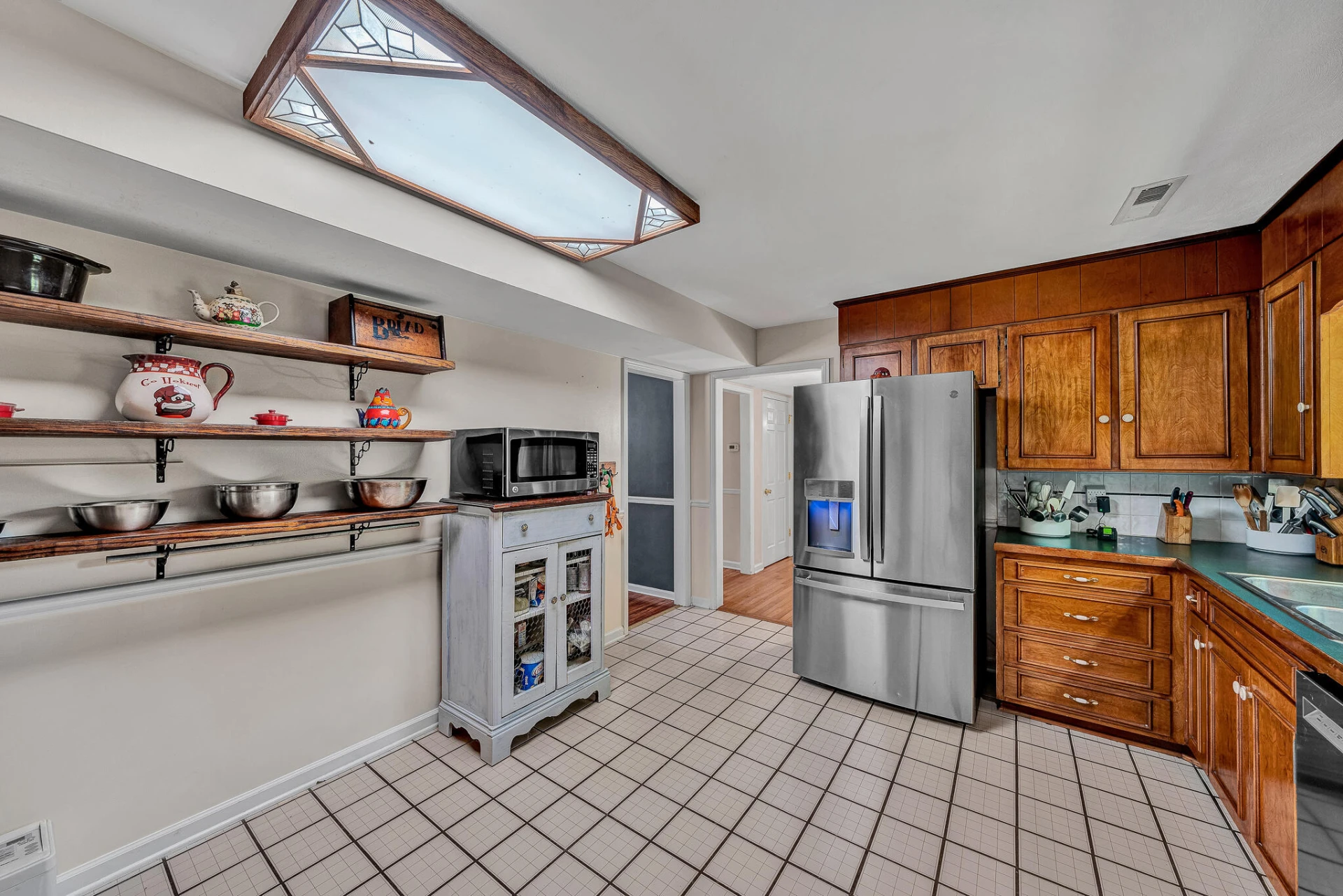 3368 Dawn CIR - Photo 7