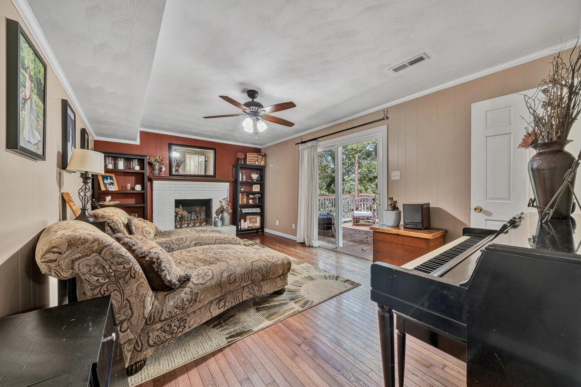 3368 Dawn CIR - Photo 9