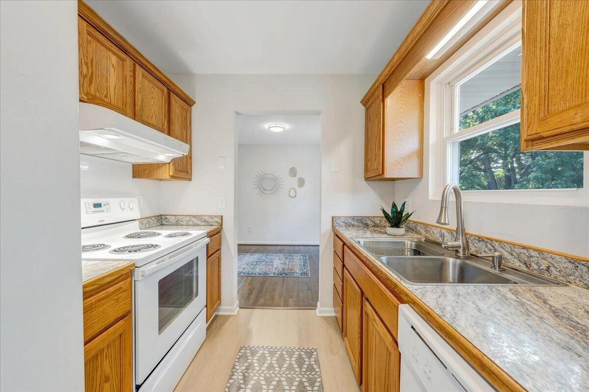 5433 Lamplighter DR - Photo 16