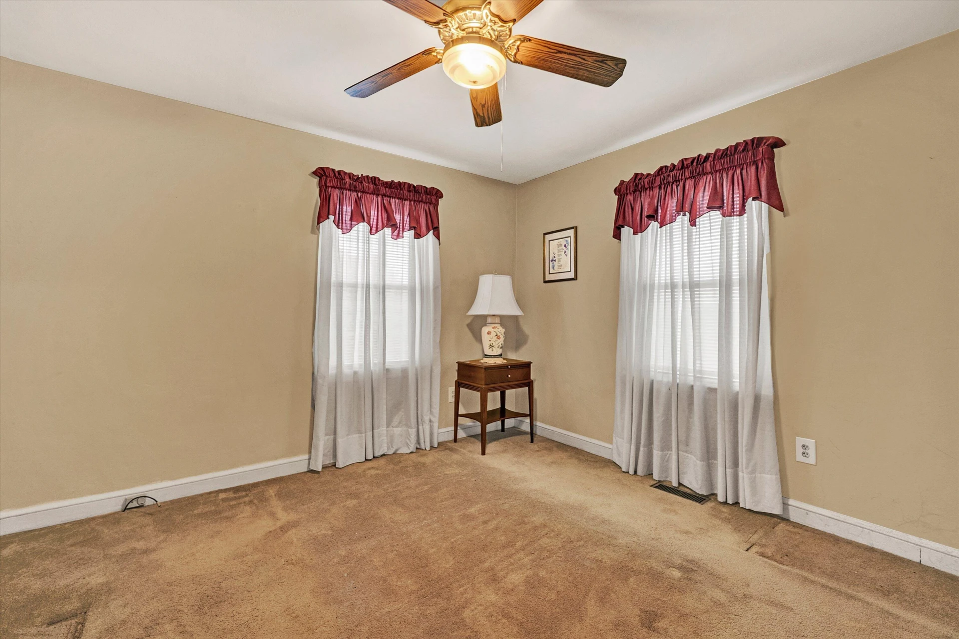 2251 Moir ST NE - Photo 14