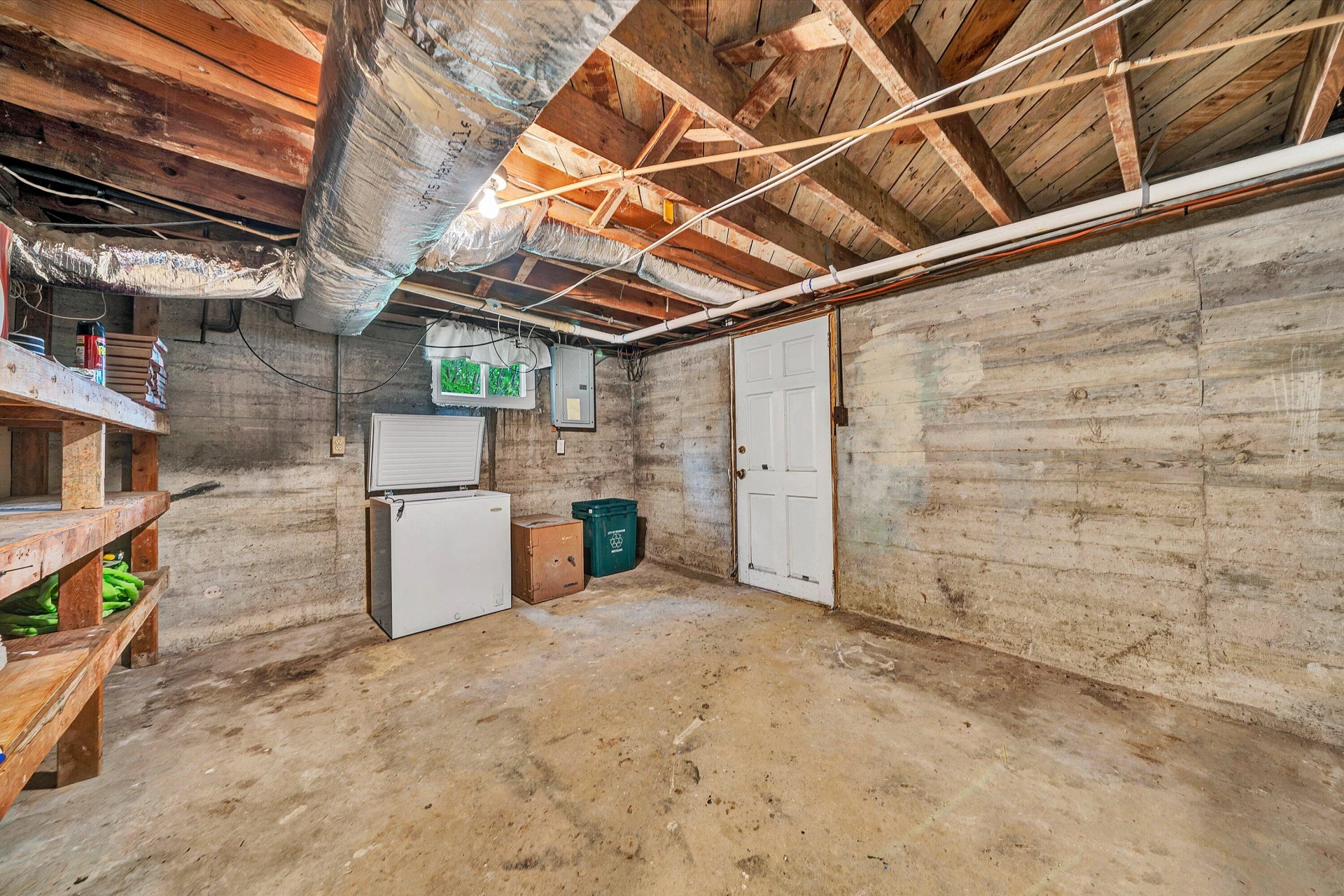 2251 Moir ST NE - Photo 17