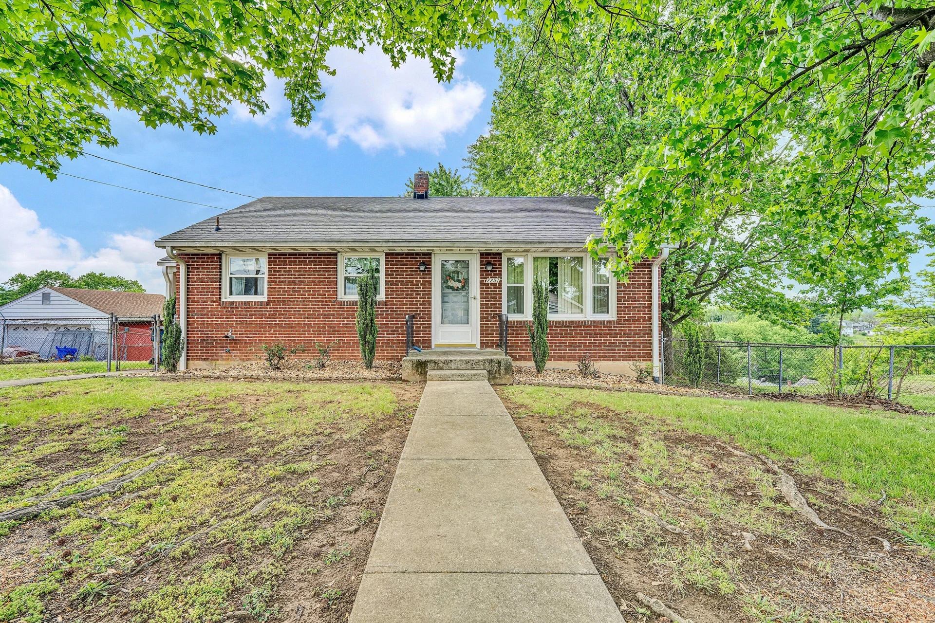 2251 Moir ST NE - Photo 2