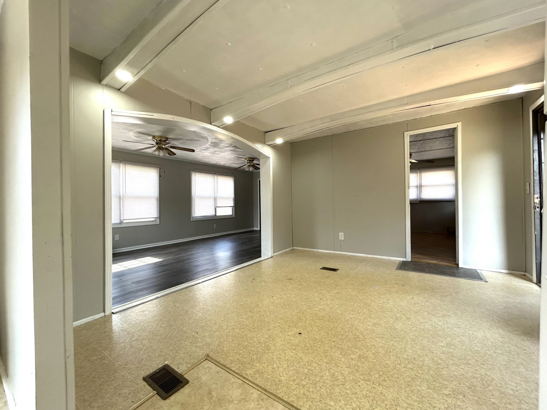 712 Farmer LN - Photo 5