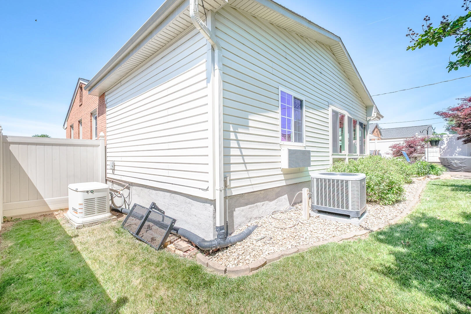 5571 Capito ST NE - Photo 24