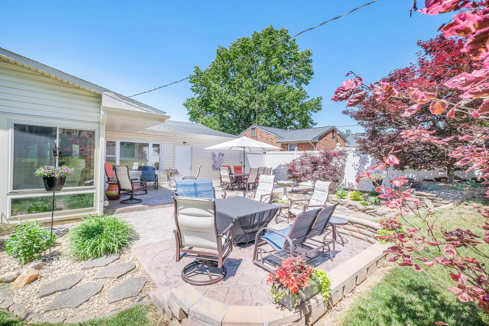 5571 Capito ST NE - Photo 6