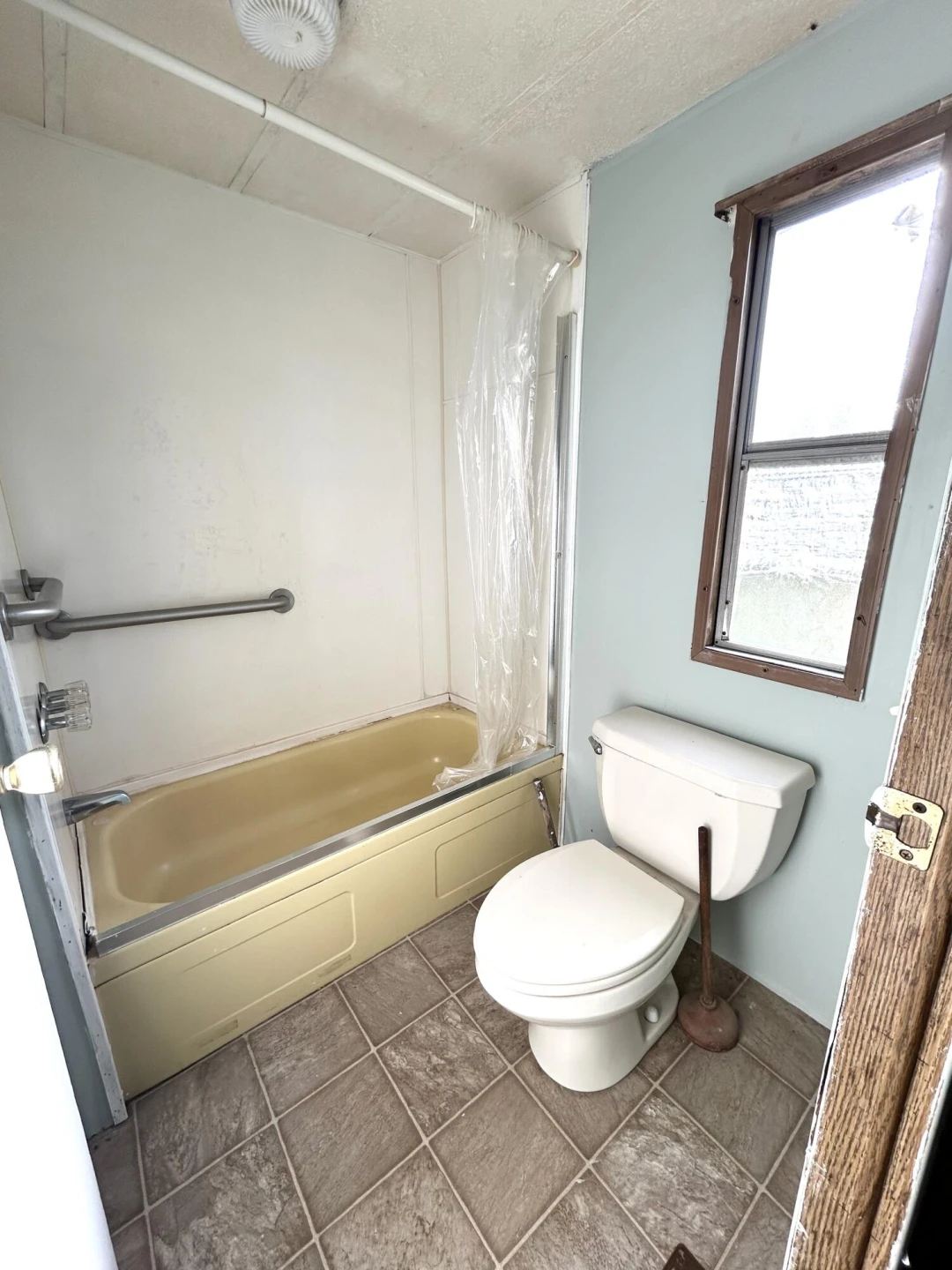 714 Farmer LN - Photo 5