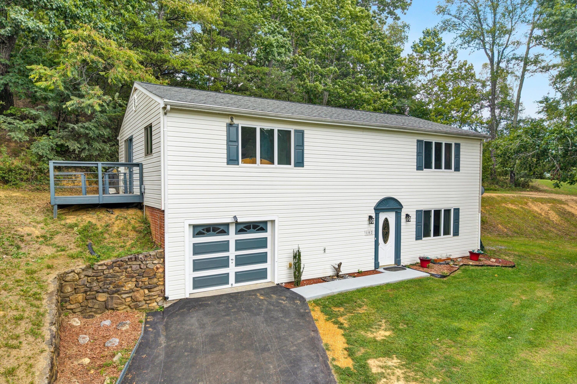 102 Keswick Farm RD