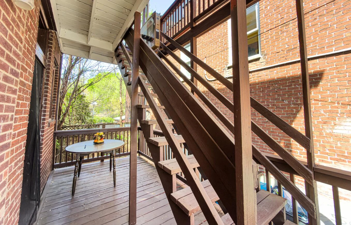 501 Mountain AVE SW - Photo 10