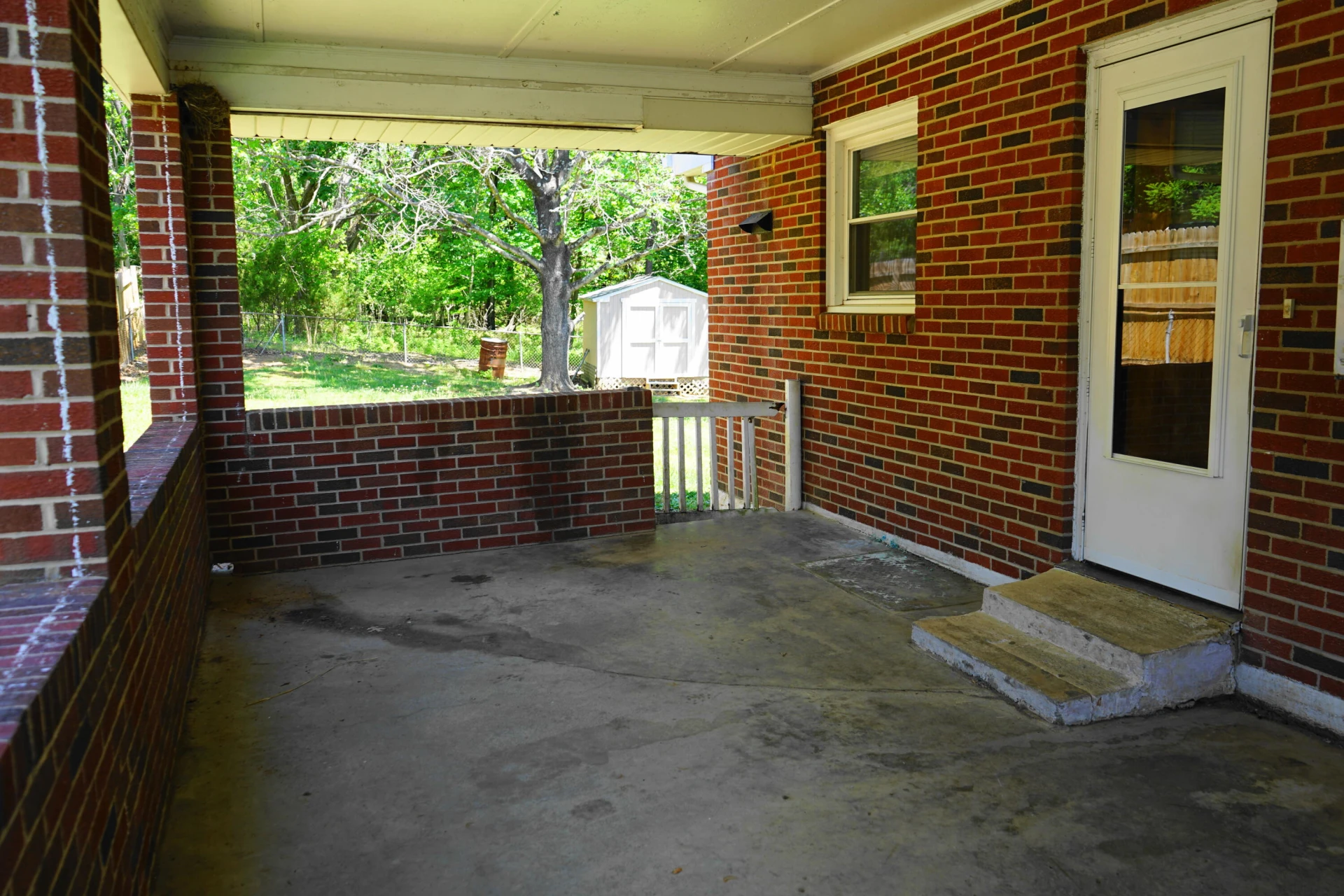 2901 Neil DR - Photo 3