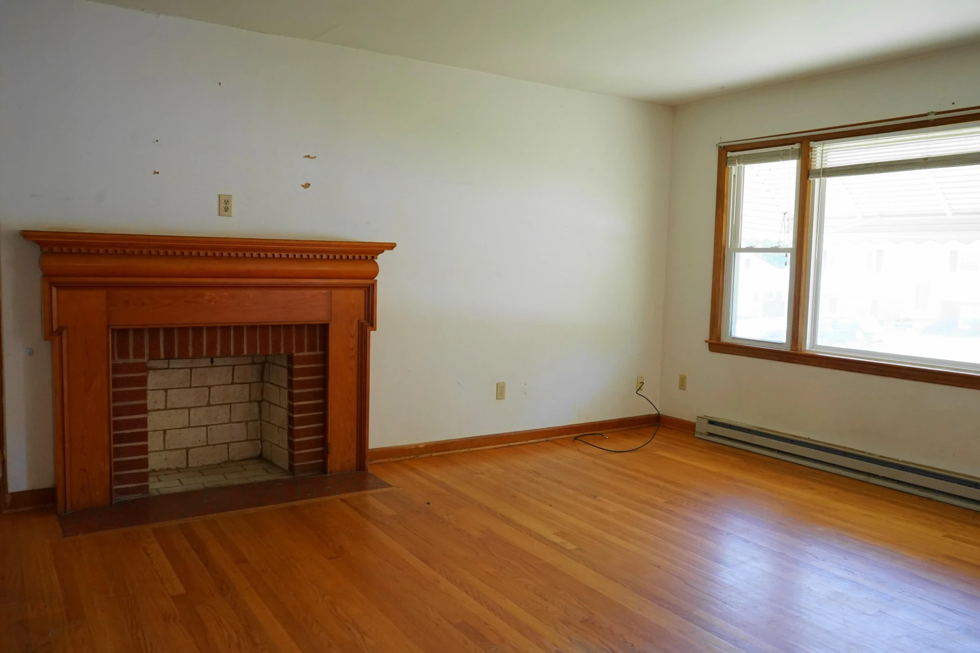 2901 Neil DR - Photo 8