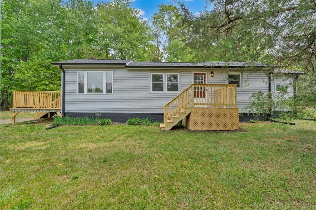 24 Robin Ridge RD - Photo 2
