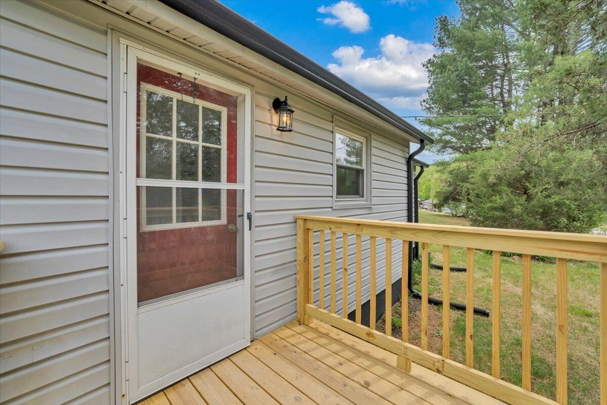 24 Robin Ridge RD - Photo 3