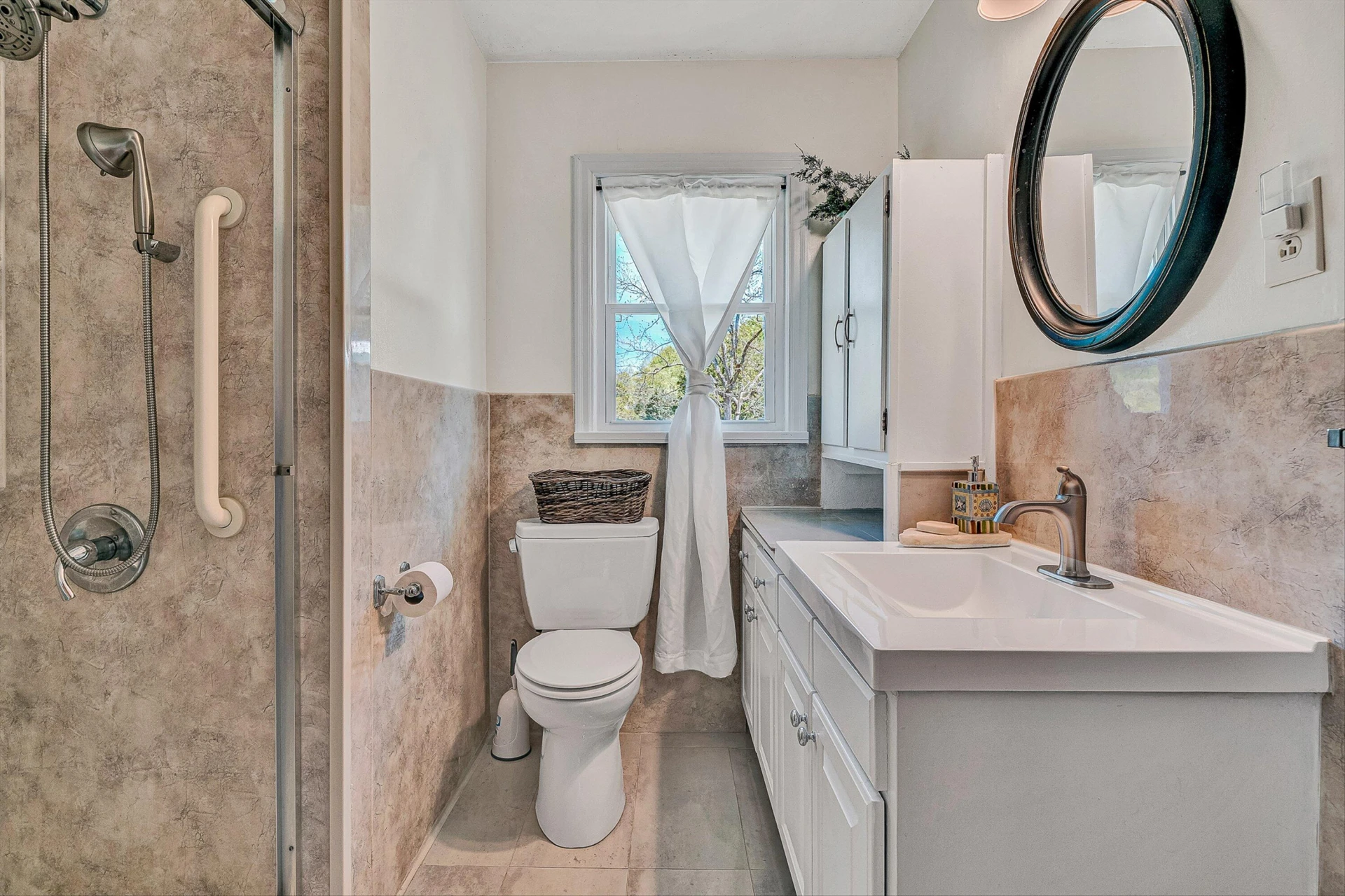 4758 Bandy RD - Photo 18
