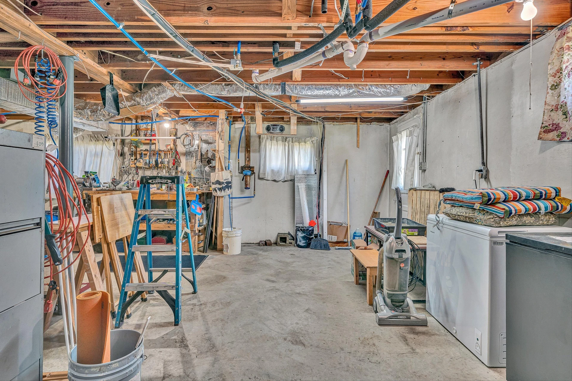 4758 Bandy RD - Photo 30